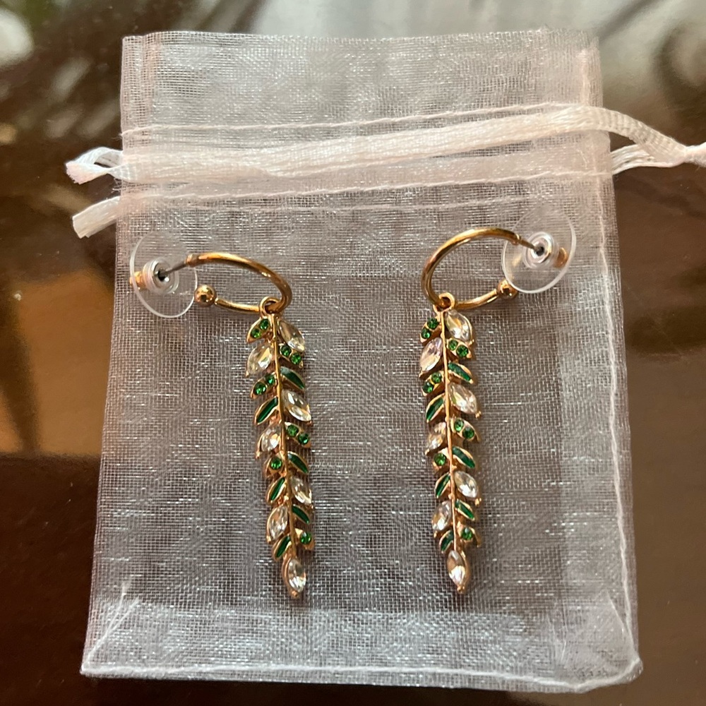 Leaf Drop Earrings - No brand
